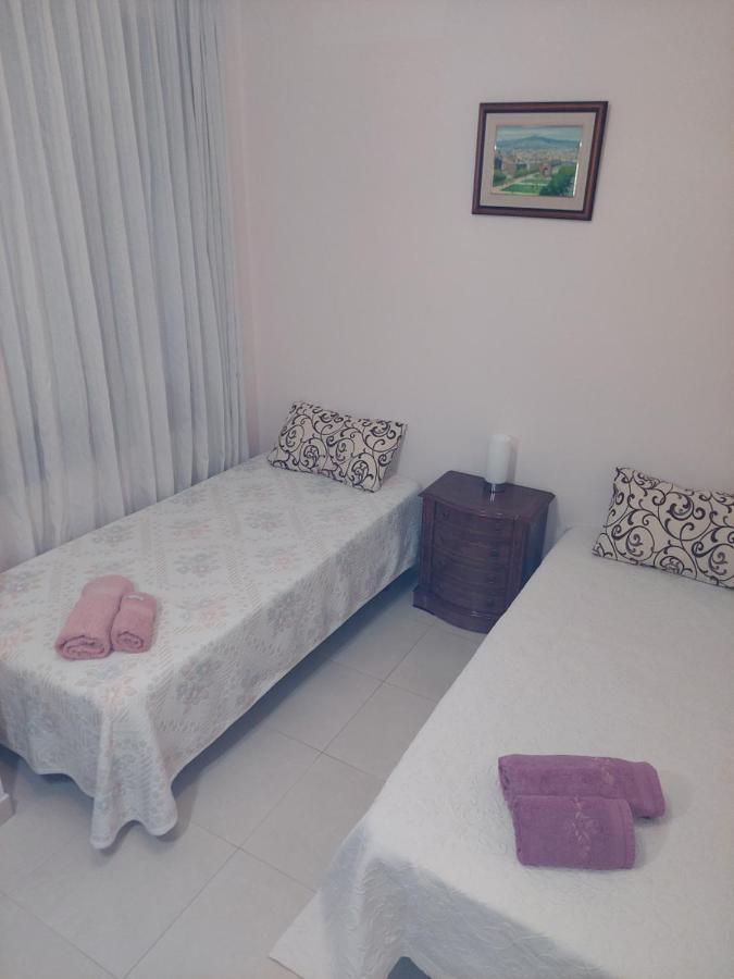 Apartamento Gran Via De Les Corts Catalanes Barcelona Bagian luar foto