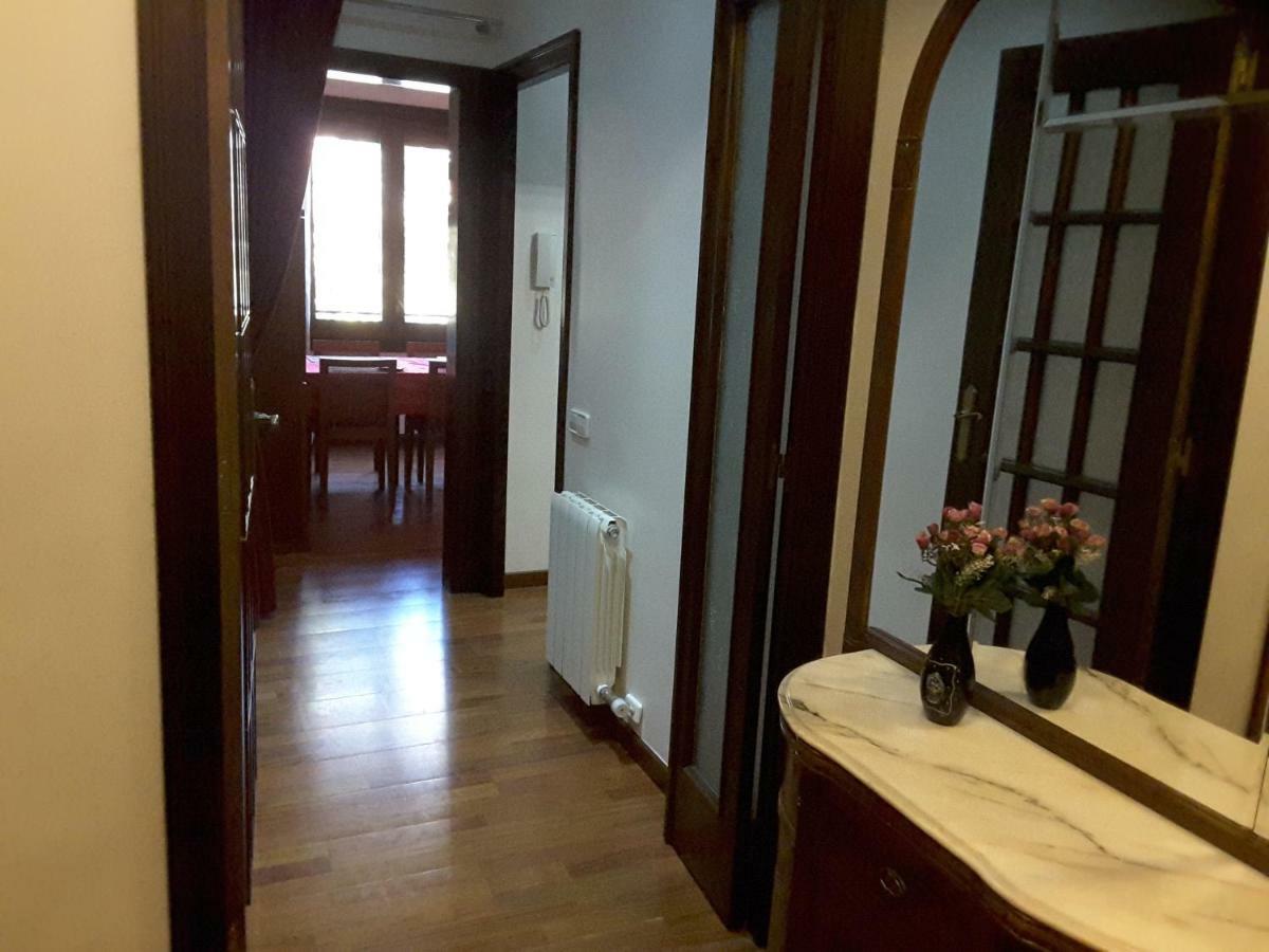 Apartamento Gran Via De Les Corts Catalanes Barcelona Bagian luar foto